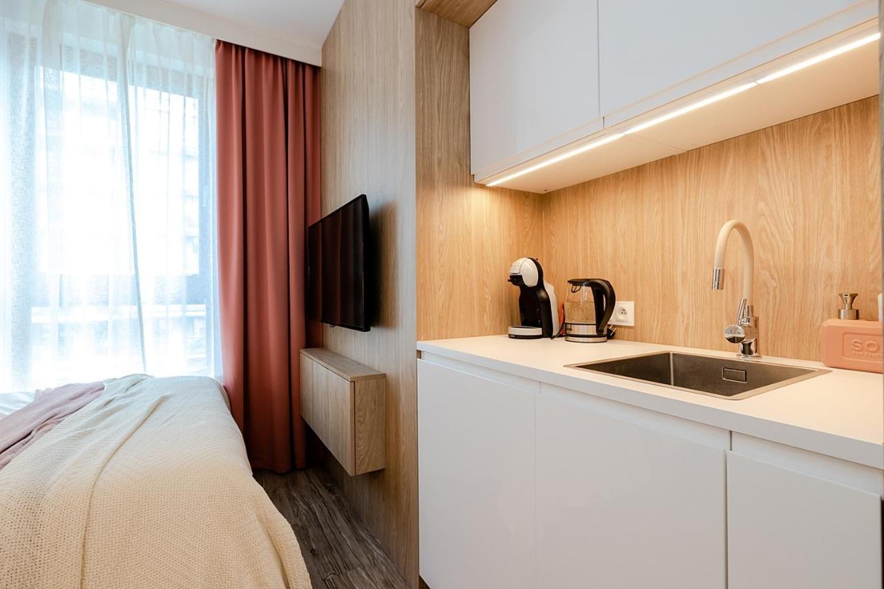 Studio Wola Apartament Kasprzaka - Wifi + Smart Tv Varsovia Exterior foto
