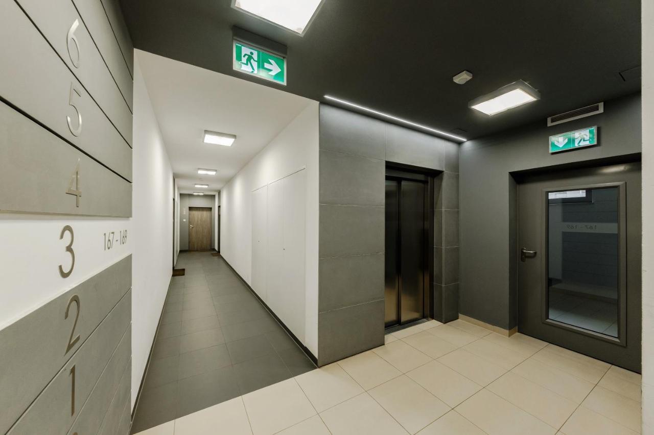 Studio Wola Apartament Kasprzaka - Wifi + Smart Tv Varsovia Exterior foto