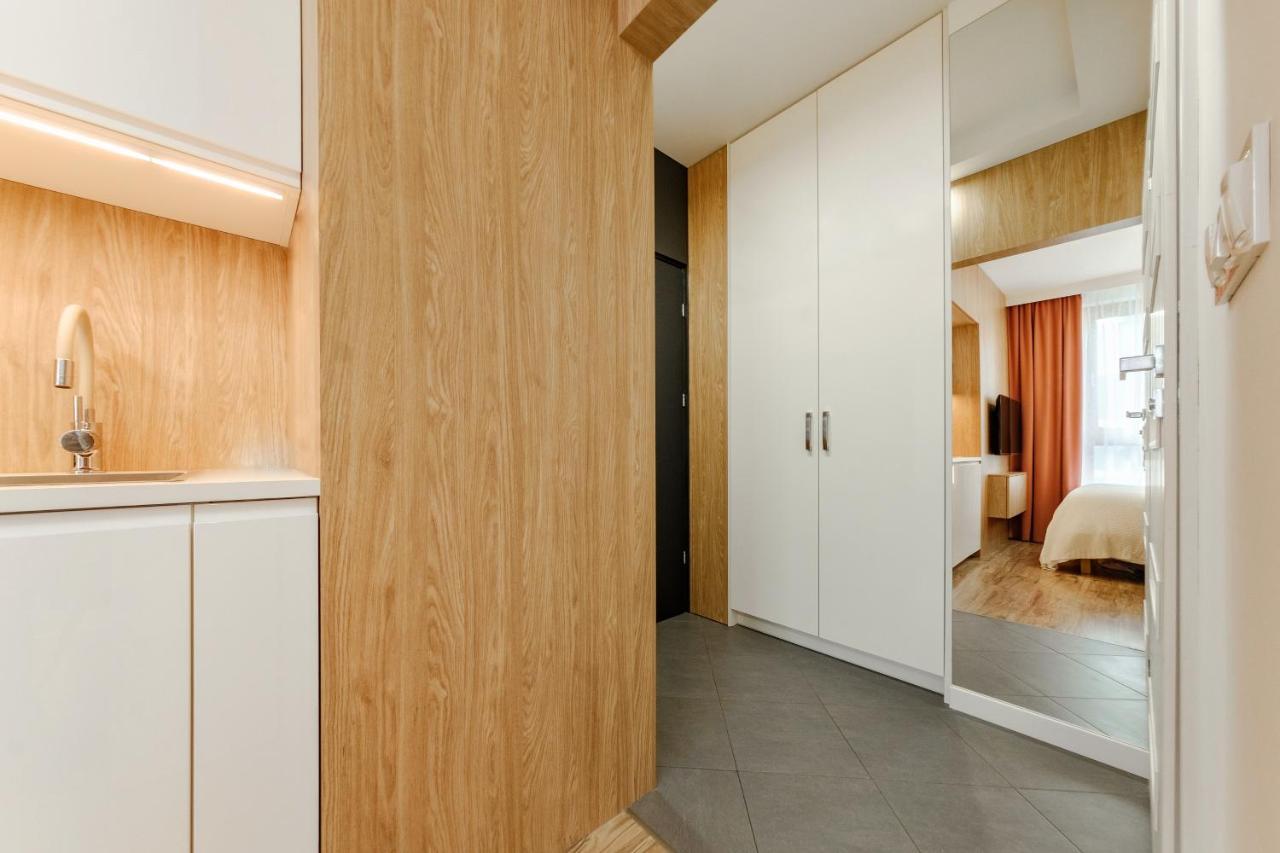 Studio Wola Apartament Kasprzaka - Wifi + Smart Tv Varsovia Exterior foto