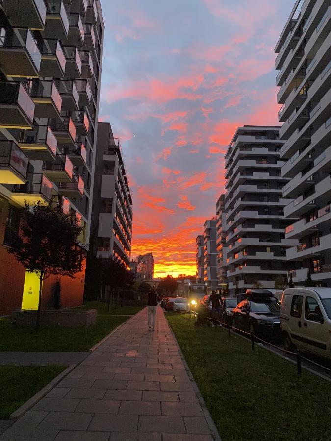 Studio Wola Apartament Kasprzaka - Wifi + Smart Tv Varsovia Exterior foto